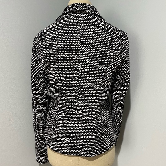 Black and White Express Jacket - Picture 3 of 4